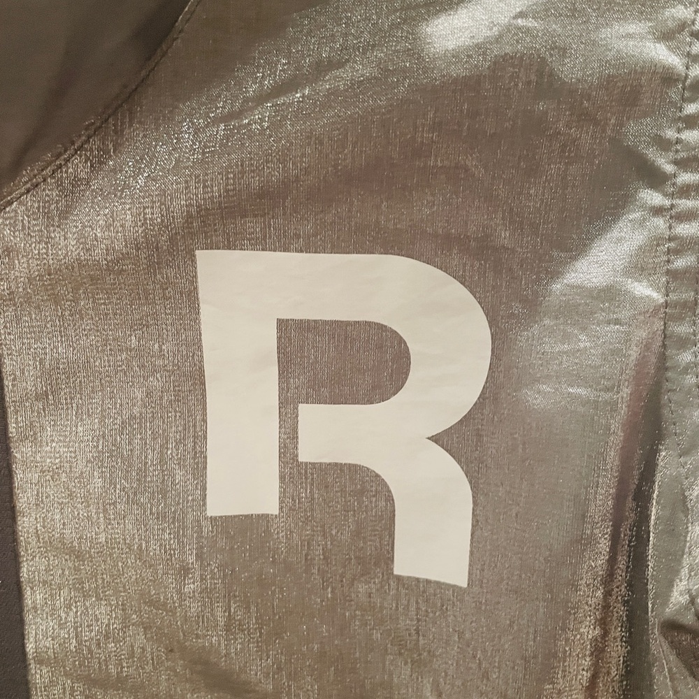 Reebok reflective metallic full zip jacket w/ pockets elastic waist SZ M silver - Picture 5 of 12